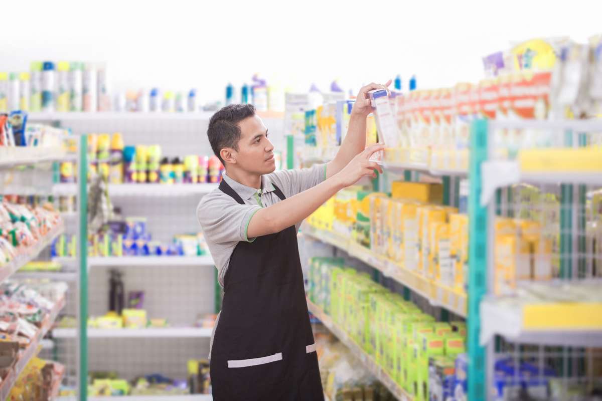 Employé(e) Commercial(e)